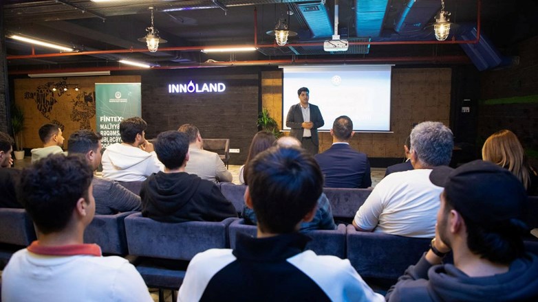 Fintex startapları üçün “Xüsusi tənzimləmə rejimi” mövzusunda görüş keçirildi